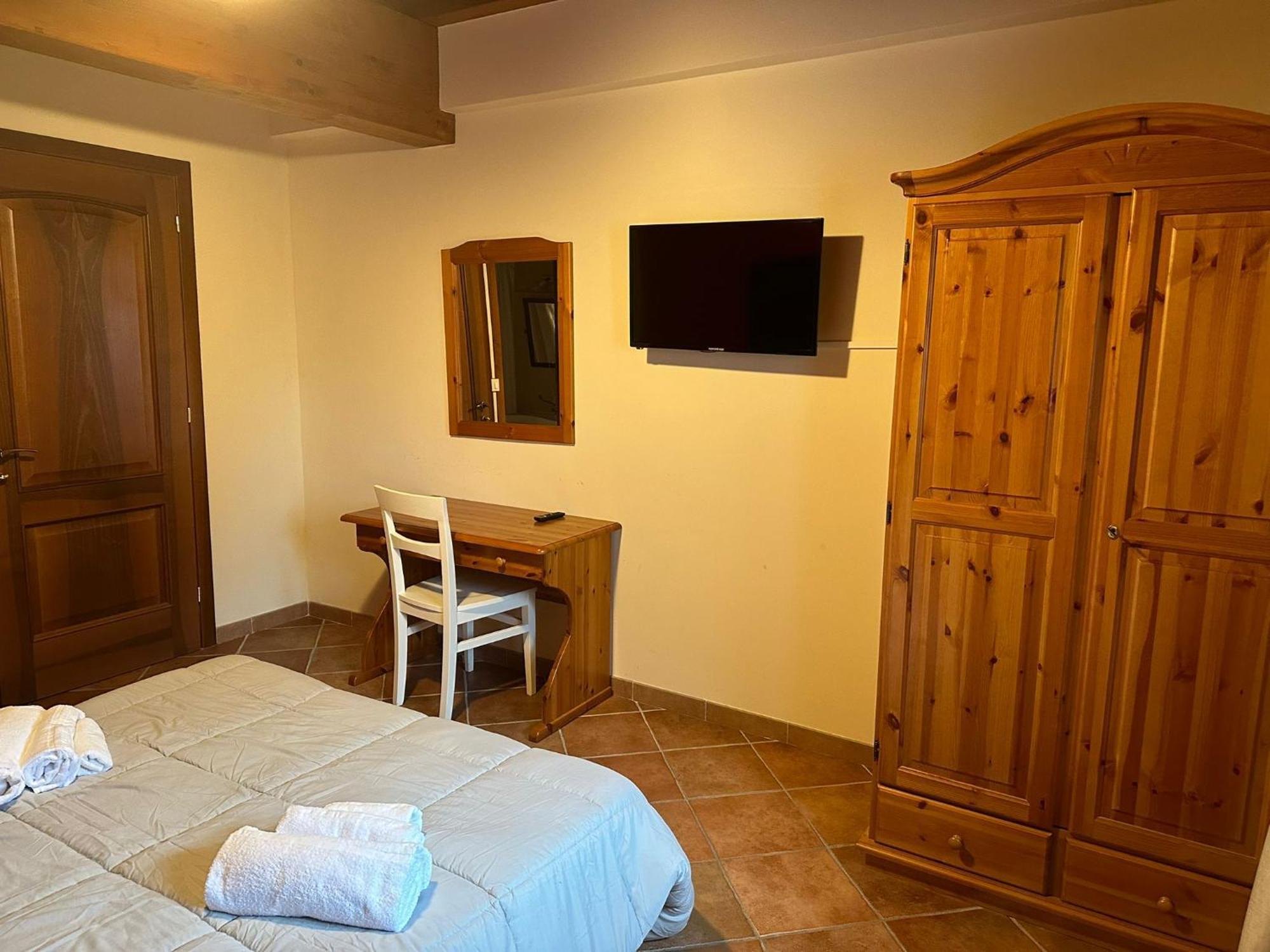 La Corte Dell'Ulivo Polazzo ภายนอก รูปภาพ
